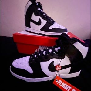 Size 8 Mens Nike High Dunks